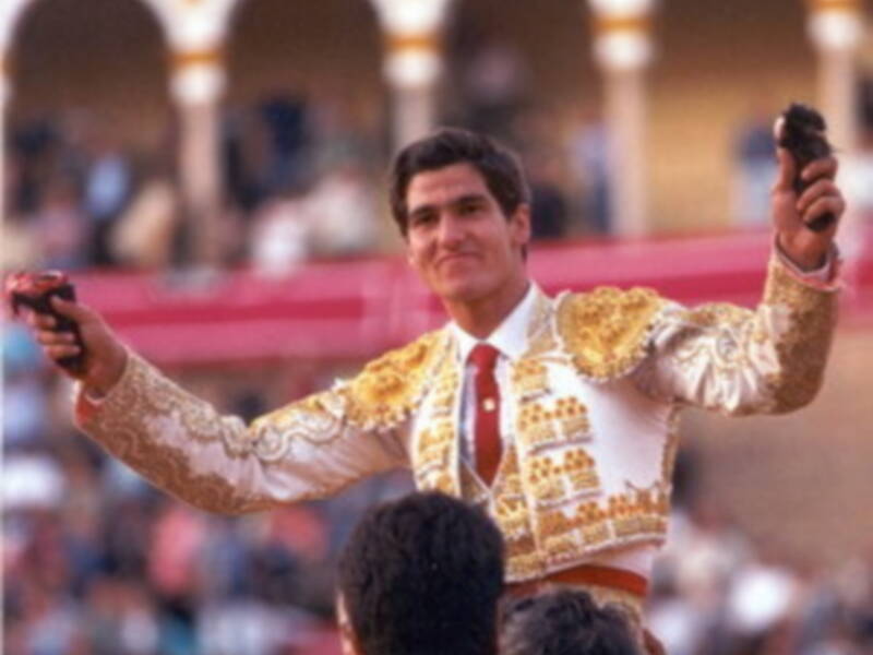 Morante de la Puebla corta un rabo en la Feria de Jerez.