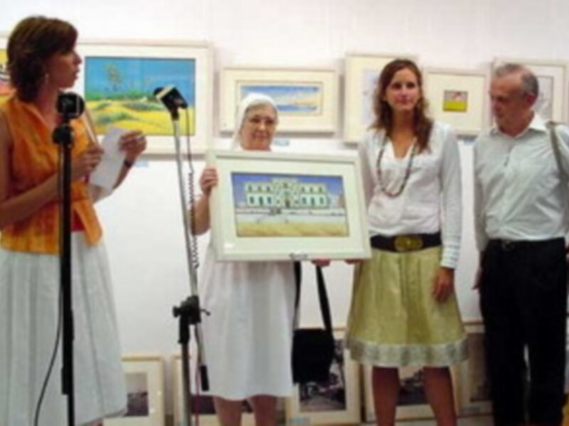   Gran éxito de la Exposición solidaria Chipiona un mar de esperanza a beneficio del hogar de San Carlos