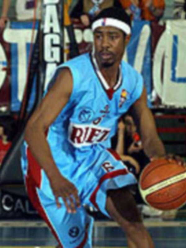 Jimmy Hunter, nuevo fichaje del Etosa Alicante