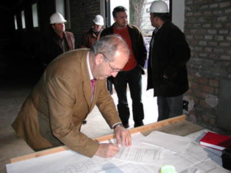 Comienzan las obras de la futura Casa de la Cultura de Gines