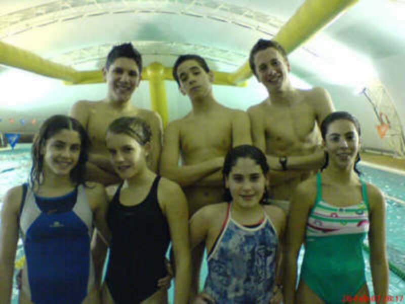 Cuádruple bronceado para el Naútico Sevilla en el andaluz infantil de natación