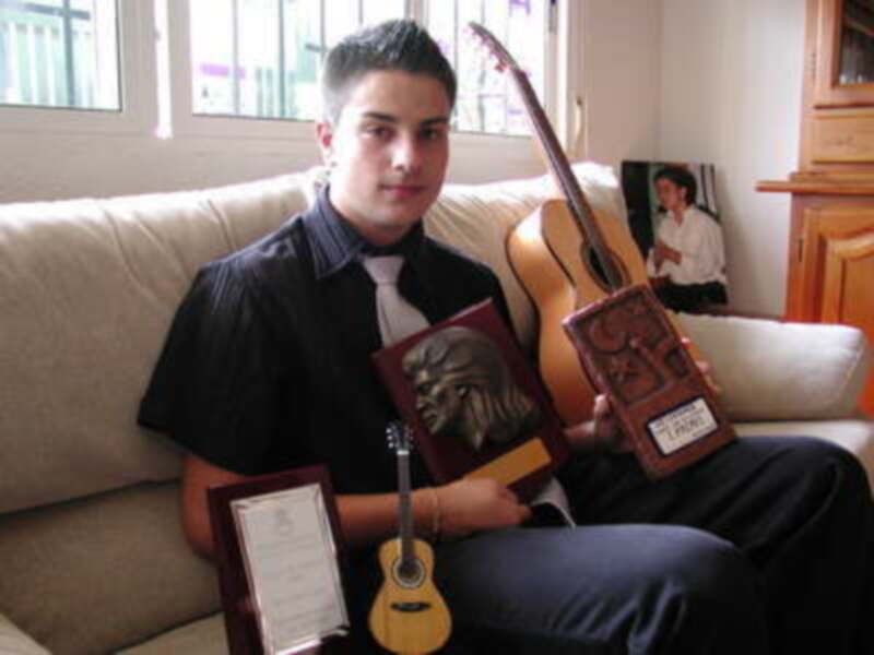 El Niño de Gines, premio al Cantaor Revelación en el Concurso Nacional de Cantes por Alegrías