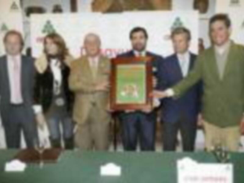 Marina Bernal y Ricardo Castillejos presentaran La Gala contra el cancer en Sevilla 