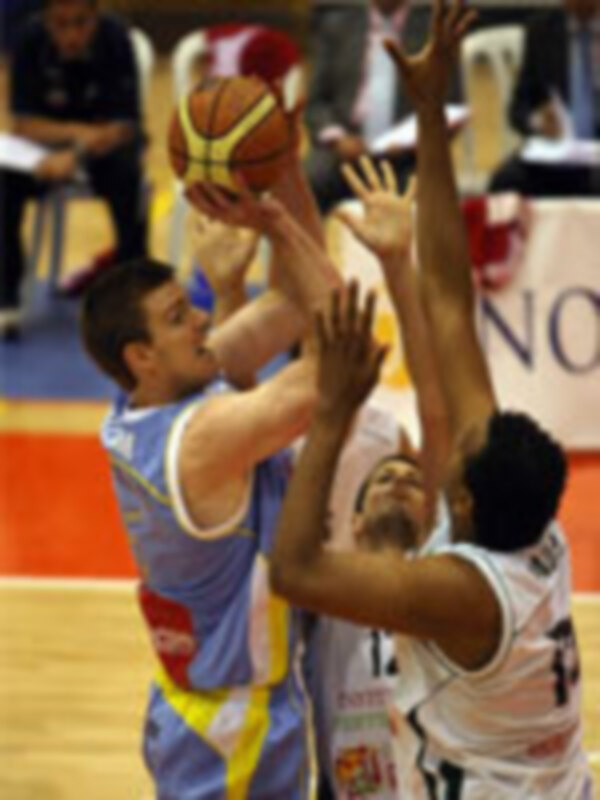 Akasvayu Vic consigue el ascenso directo a Adecco LEB Oro