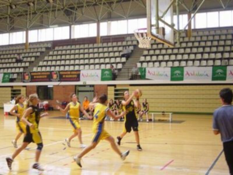 FINALIZÓ LA 1ª JORNADA DEL CADEBA INFANTIL FEMENINO 2008