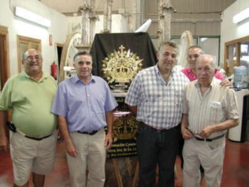 La nueva Corona de la Virgen de los Dolores ya está en Gines 