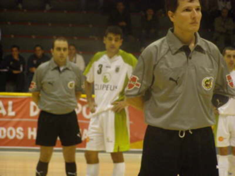 LA CACICADA ARBITRAL CONDICIONAN EL PARTIDO EN CANARIAS