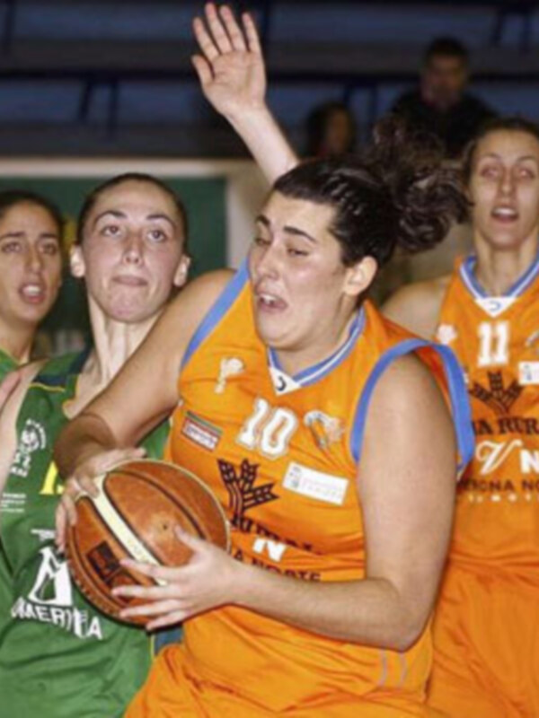 Caja Rural, Ferrol y Alcobendas sorprenden a Pio XII, Canoe y Burgos, respectivamente y voltean la cabeza del grupo A de la LF2