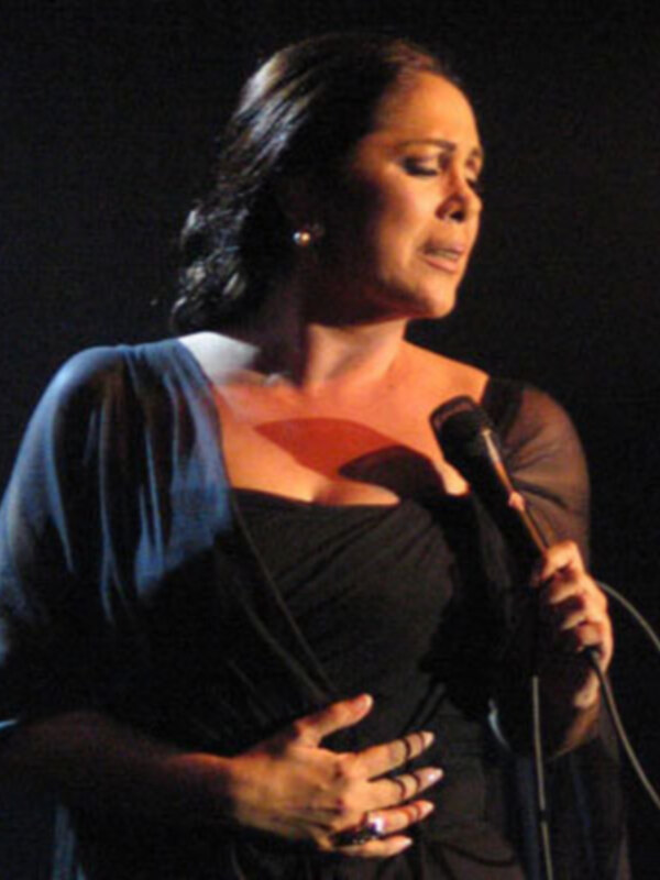 Isabel Pantoja iniciará su gira mundial en `Entre Coplas y Boleros`