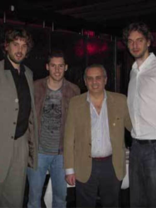 Pau Gasol ejerce de anfitrión en la fiesta del NBA All Star de Phoenix