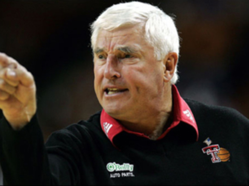 Abierta la inscripción del II Baden Basketball Bilbao-Kirolak Bobby Knight Coaching Clinic