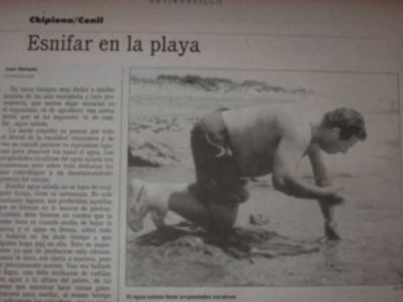 El arte de esnifar en la playa de Chipiona *