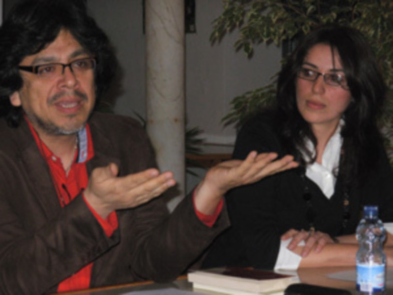 Fernando IwasakI" en Chipiona:  Lo primero que hacen las dictaduras es evitar que la gente lea 