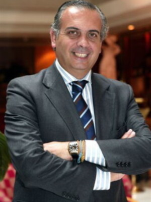 Jose Luis Saez apoya desde Letonia la manifestacion 15 J del Betis