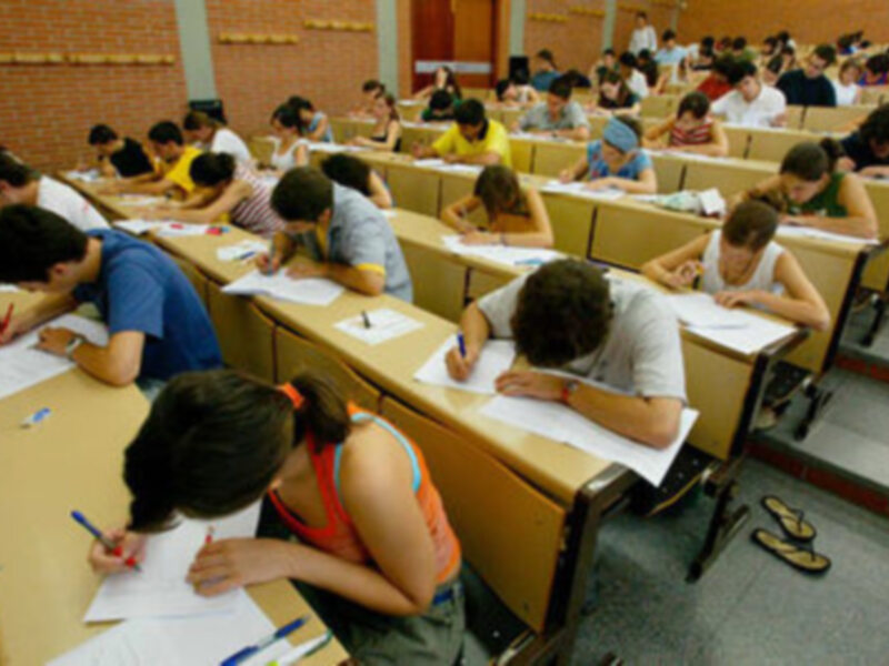 Mañana finaliza Selectividad que, un año más, transcurre con "absoluta normalidad" en la Universidad de Sevilla