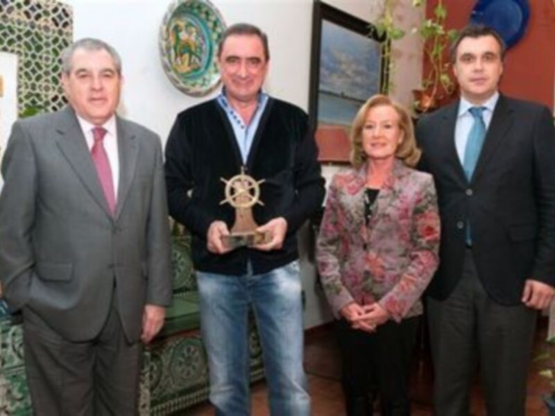 Carlos Herrera Crusset recibe el Timón de Oro, máximo galardón otorgado por FEAAV