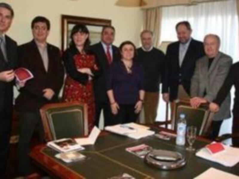 La periodista española Mónica Bernabé gana el IV Premio Internacional de Periodismo Julio Anguita Parrado