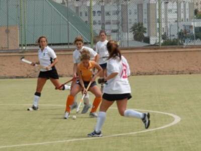 DERROTA A PESAR DE UN GRAN PARTIDO DE LAS CADETES DEL CLUB DE HOCKEY SAN FERNANDO EN LA LIGA ANDALUZA FEMENINA ÚNICA