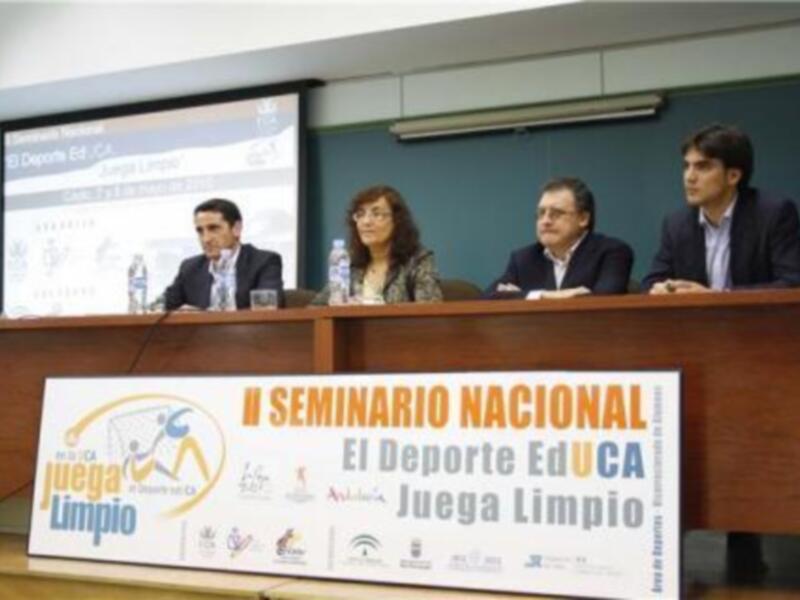 Finaliza con éxito la segunda edición del Seminario Nacional El deporte edUCA, Juega Limpio