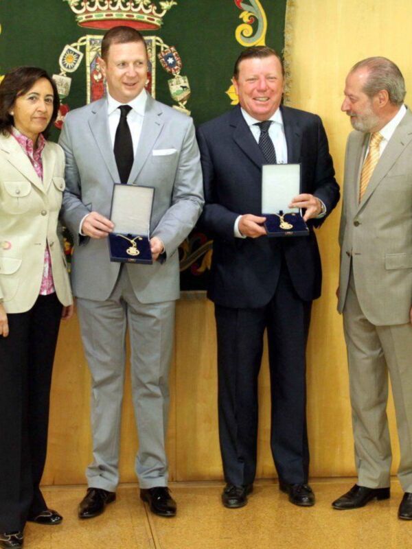 Paz Vega y Los Morancos  reconocidos con la Medalla de Oro en el Día de La Provincia de Sevilla