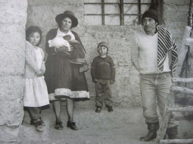La ONGD madre coraje expone, en la sede central de rtva en Sevilla, la muestra mundo andino 