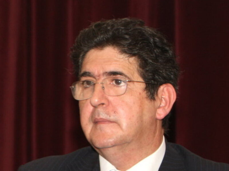 José Joaquín Gallardo opta a la reelección como decano del Colegio de Abogados