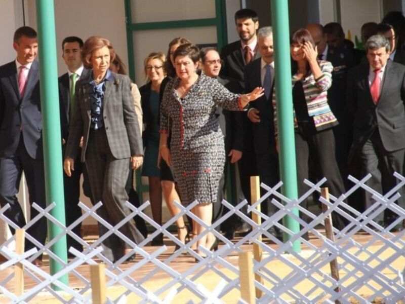 Doña Sofía Inauguró en Sevilla el primer centro para sordociegos de España