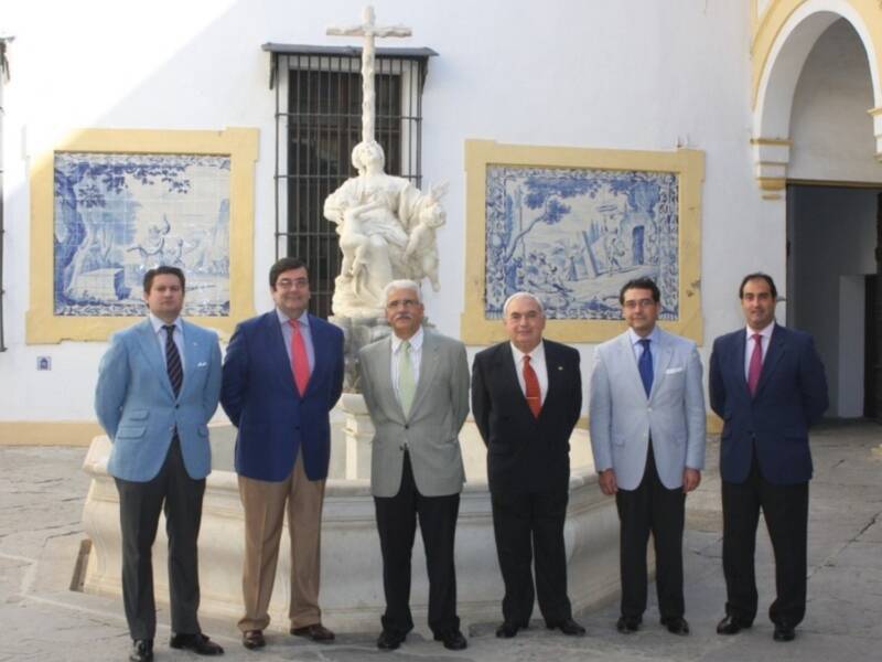La hermandad de la Soledad de San Lorenzo colabora con los más necesitados