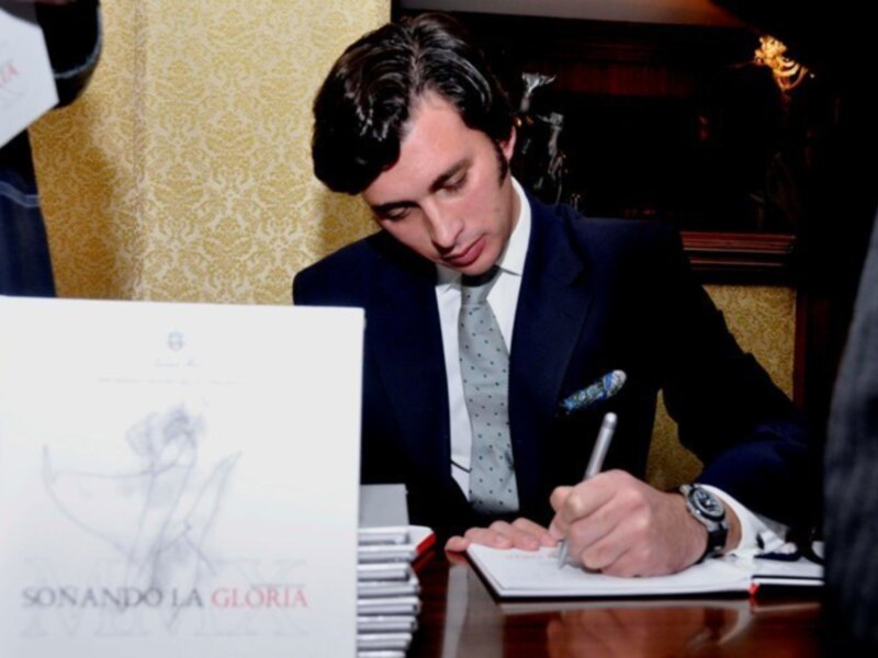 Presentado en Quito el nuevo libro del escritor sevillano Rafael Peralta Revuelta