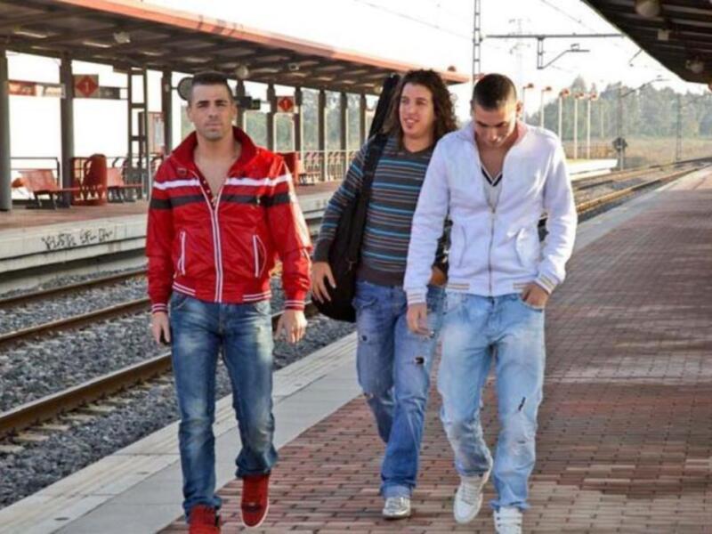 ENTRECALLES, fenómeno de fans, en Sevilla&#8207;