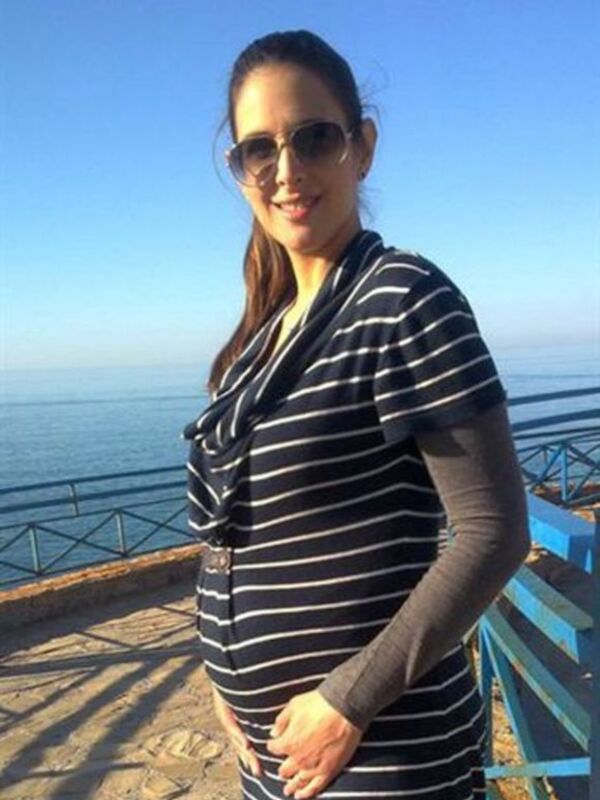 Nuria Fergó publica en Twitter su primera instantánea como premamá: "Es una niña y se llamará Martina"