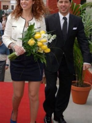 Pastora Soler inauguró junto a su marido Francis Viñolo la casa  de la cultura de Coria del Río