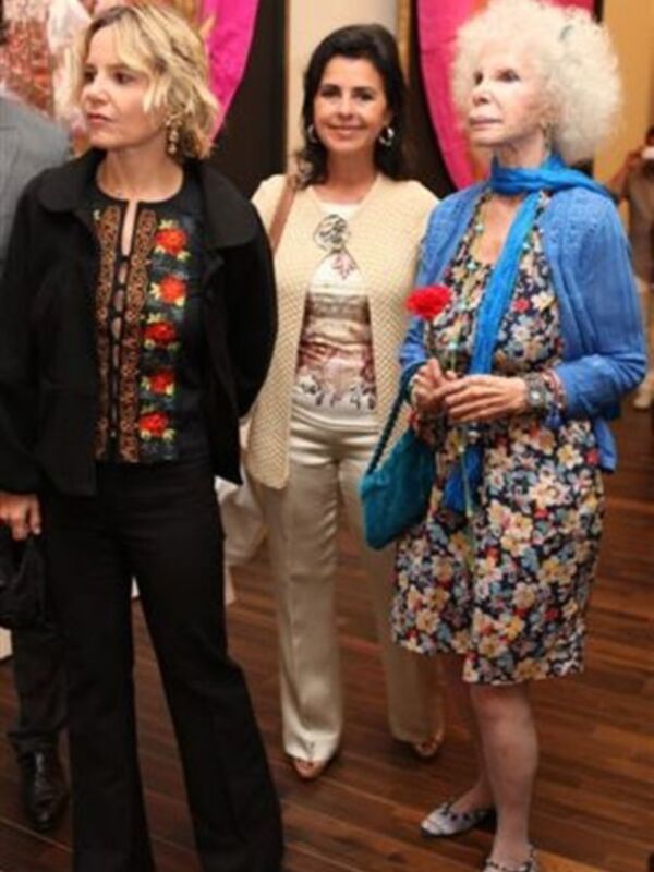 Eugenia Martínez de Irujo con la Duquesa de Alba en inauguración exposición taurina de la fundación  Pequeño deseo 