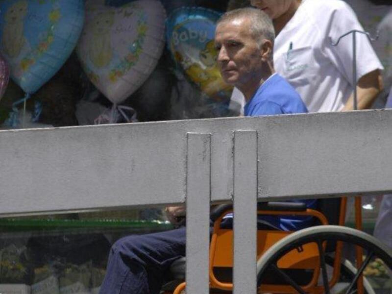 El doctor Alfonso del Corral, jefe de los servicios médicos del Real Madrid, se ocupará de la rehabilitación del torero Ortega Cano
