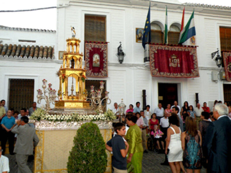 El Corpus de Saltera (Sevilla), procesiona desde el Siglo XVII el 15 de Agosto