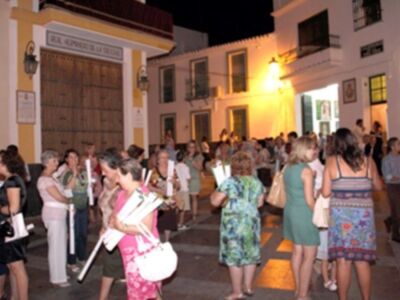 La Antigua Hermandad de la Vera-cruz de Alcalá del Río, presento el cartel del XL Aniversario de la Coronación Canónica de la Stma. Virgen de las Angustias Coronada de Alcalá del Río.