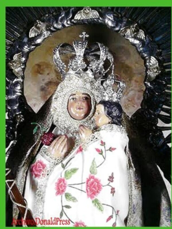Tradicional Triduo y Salida Procesional de la Stma. Virgen de la Cabeza de Sevilla.