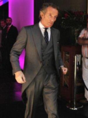 Salida de Alfonso Díez  del Hotel EME