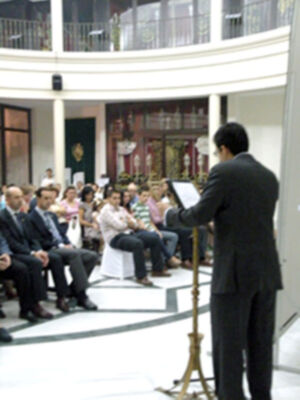 Audiovisual con el titulo Sentimiento Cofrade, vivencia de un año de vida, en la Hermandad de la Vera-cruz de Alcalá del Río
