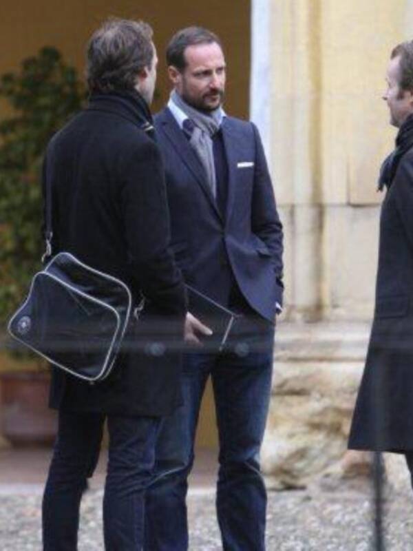 El príncipe haakon de noruega visita privada a Córdoba