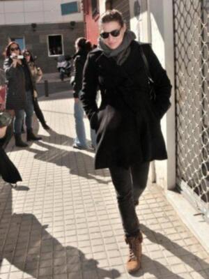 Eugenia Osborne embarazada y su marido van a ver los mellizos de su hermana