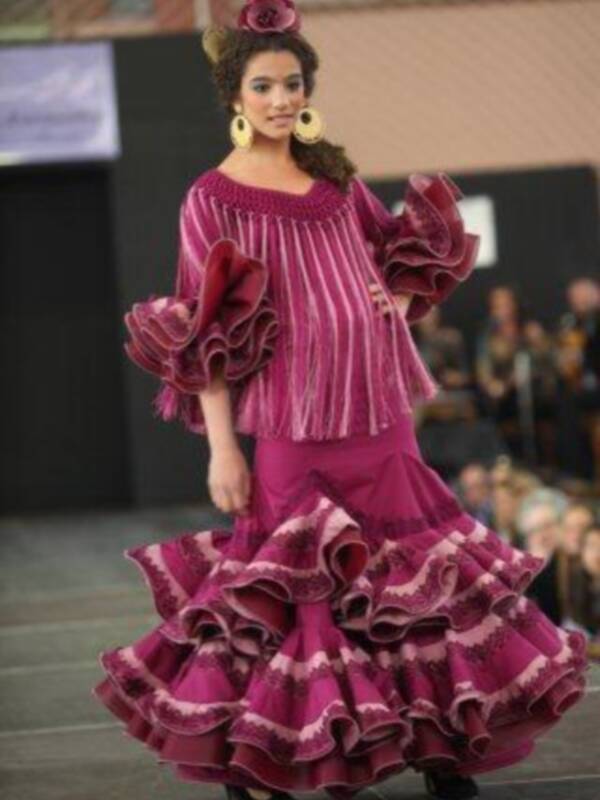 Isabel Pantoja, la hija de Isabel, debuta en las pasarelas