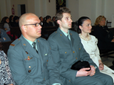 En la Parroquia de San Pio X  de Viar, perteneciente a la pedanía de Alcalá del Río,  se confirmaron espiritualmente varios agentes de la guardia civil.