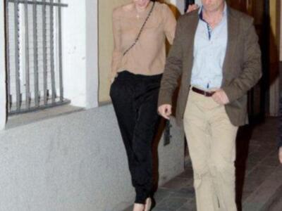 Numerosos personajes conocidos en Feria de Sevilla 2012