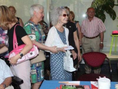 La duquesa  de Alba presidió la mesa petitoria de la esclerosis múltiple en Sevilla 