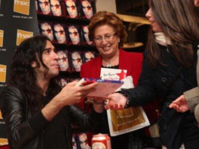 Mario Vaquerizo en Fnac Sevilla