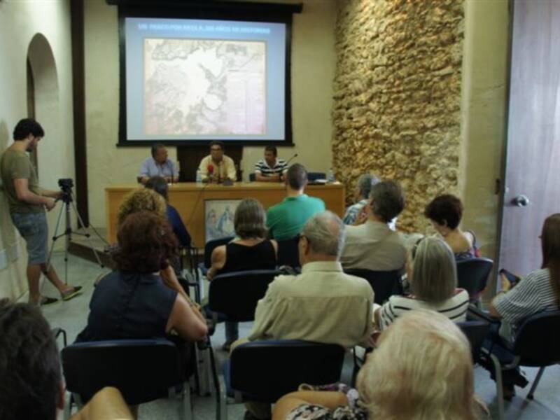 La conferencia Un paseo por Regla (Cuba),325 años de historia, toda una lección de hermanamiento.-(Chipiona)