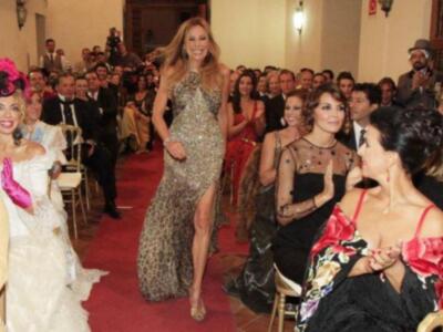 Luis Alfonso de Borbón y su esposa padrinos de la magnifica fiesta aniversario de la revista Escaparate en Sevilla