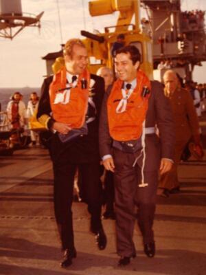 Los duques de Alba asisten a la presentación de  la biografía del rey