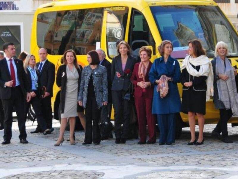 La Reina anfitriona de las primeras damas iberoamericanas visitan Cádiz y Jerez